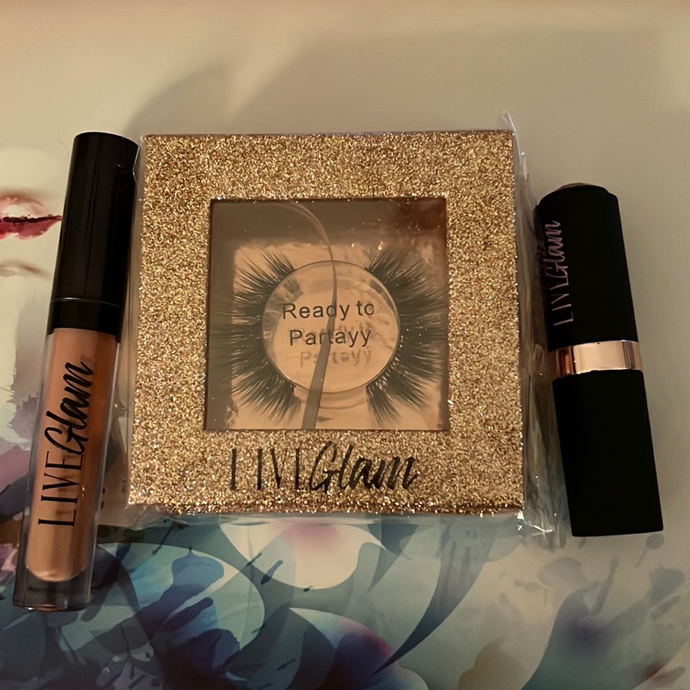 LIVEGlam Lippies & Lashes